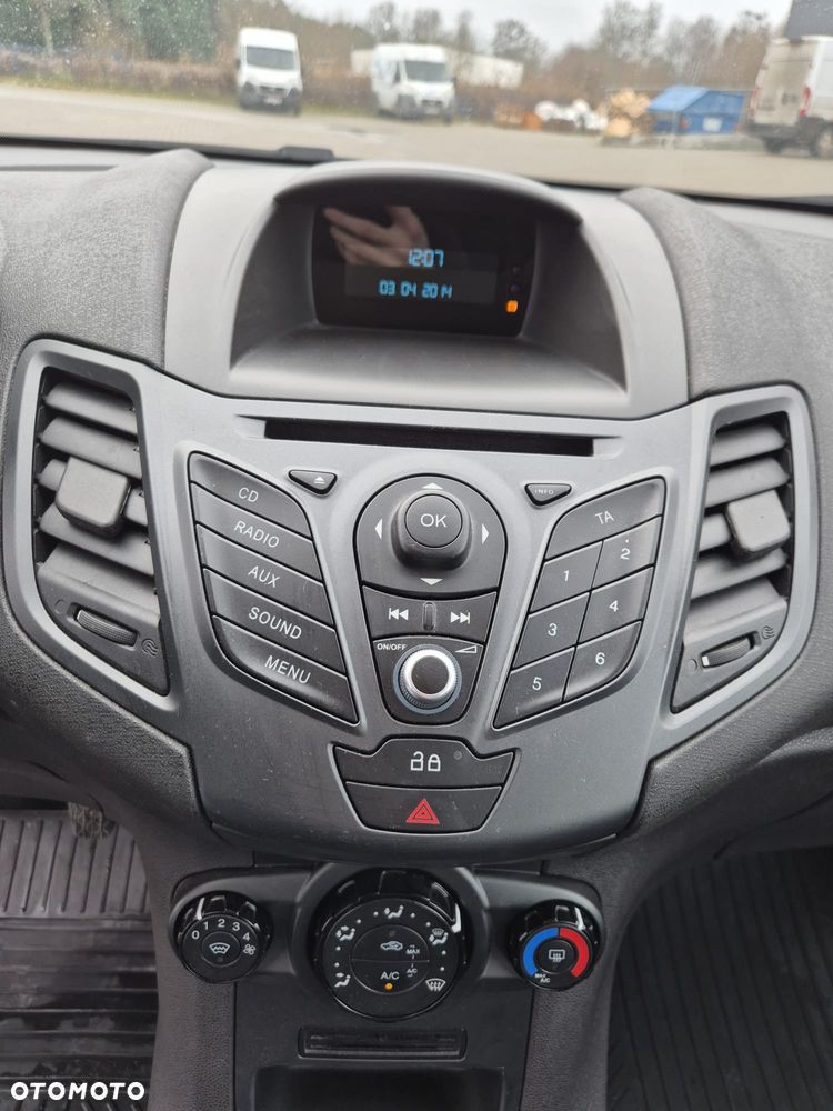 Ford Fiesta - 3