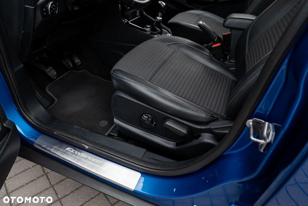 Ford EcoSport 1.5 EcoBlue ST-LINE - 19