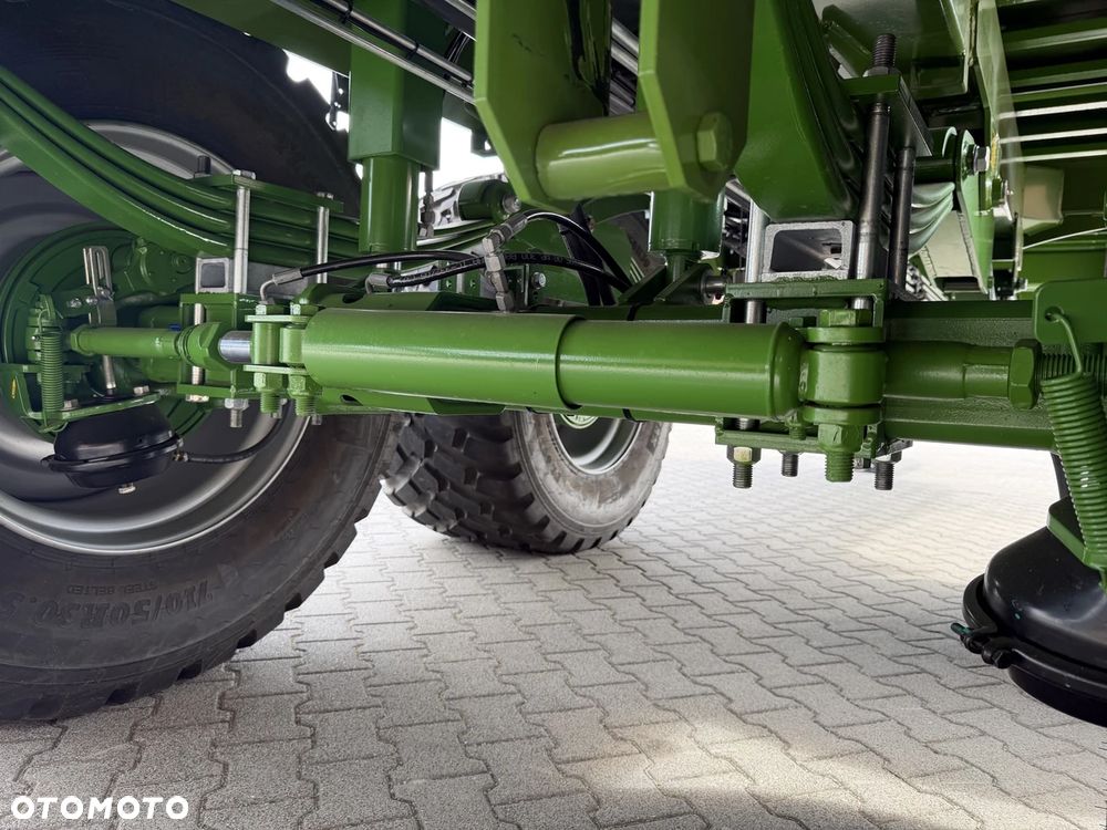 Bergmann Precyzyjny uniwersalny rozrzutnik wapna i obornika XPERT 4.22 - 21