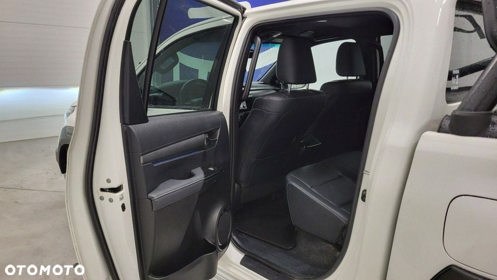 Toyota Hilux - 20