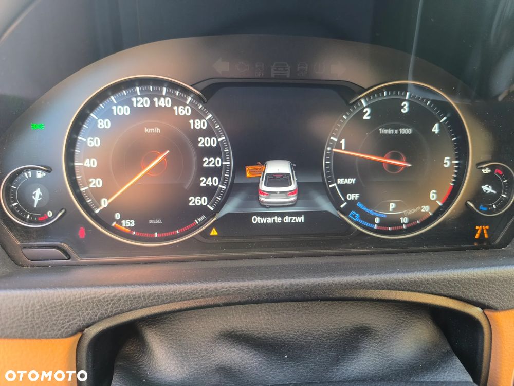 BMW 3GT 320d Luxury Line - 32