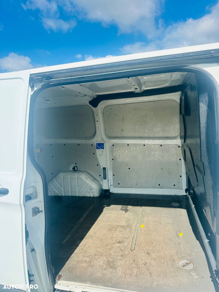 Ford Transit Custom L1H1 PKW VA MH Trend - 11