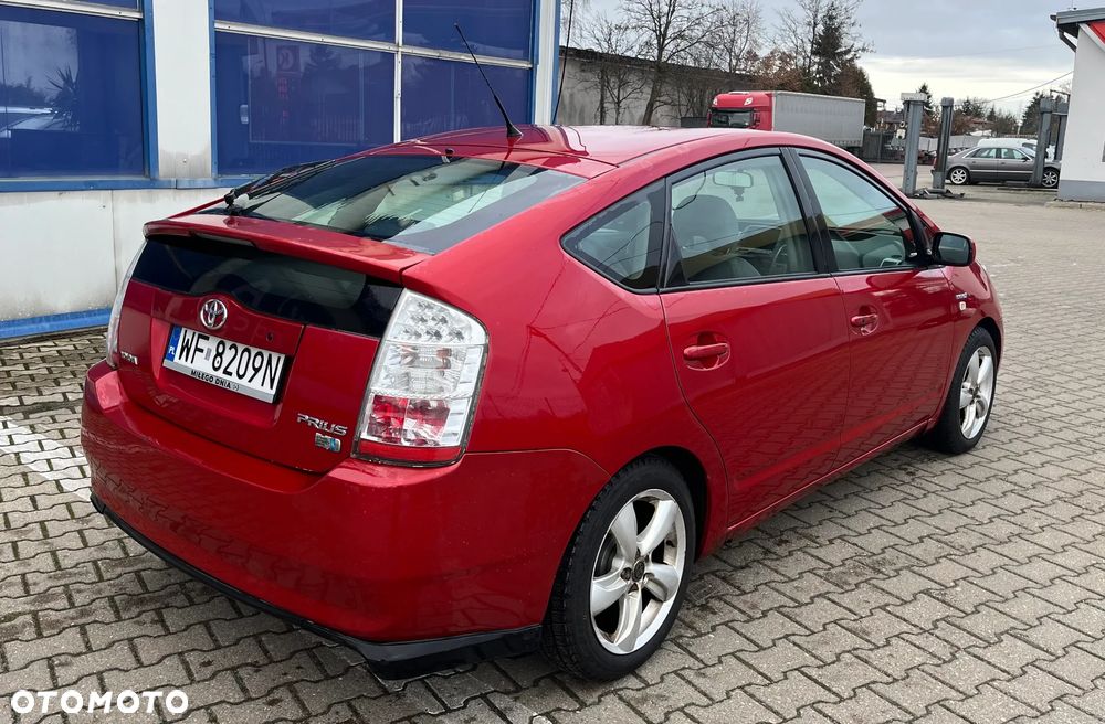 Toyota Prius 1.5 VVT-i Sol - 5
