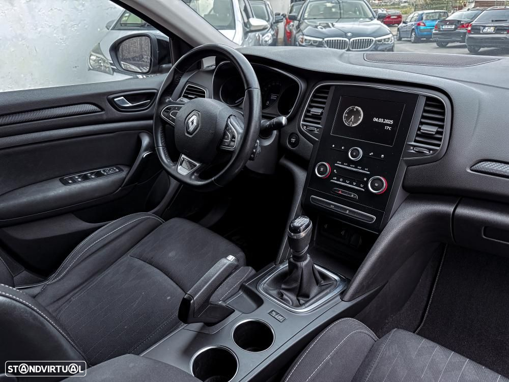 Renault Mégane Sport Tourer 1.5 Blue dCi Limited - 4