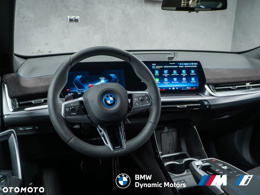 BMW iX2 eDrive20 - 19