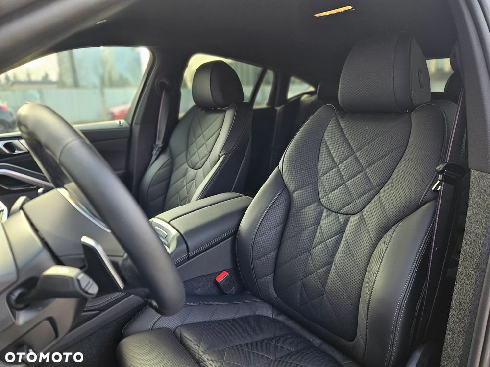 BMW X6 - 22