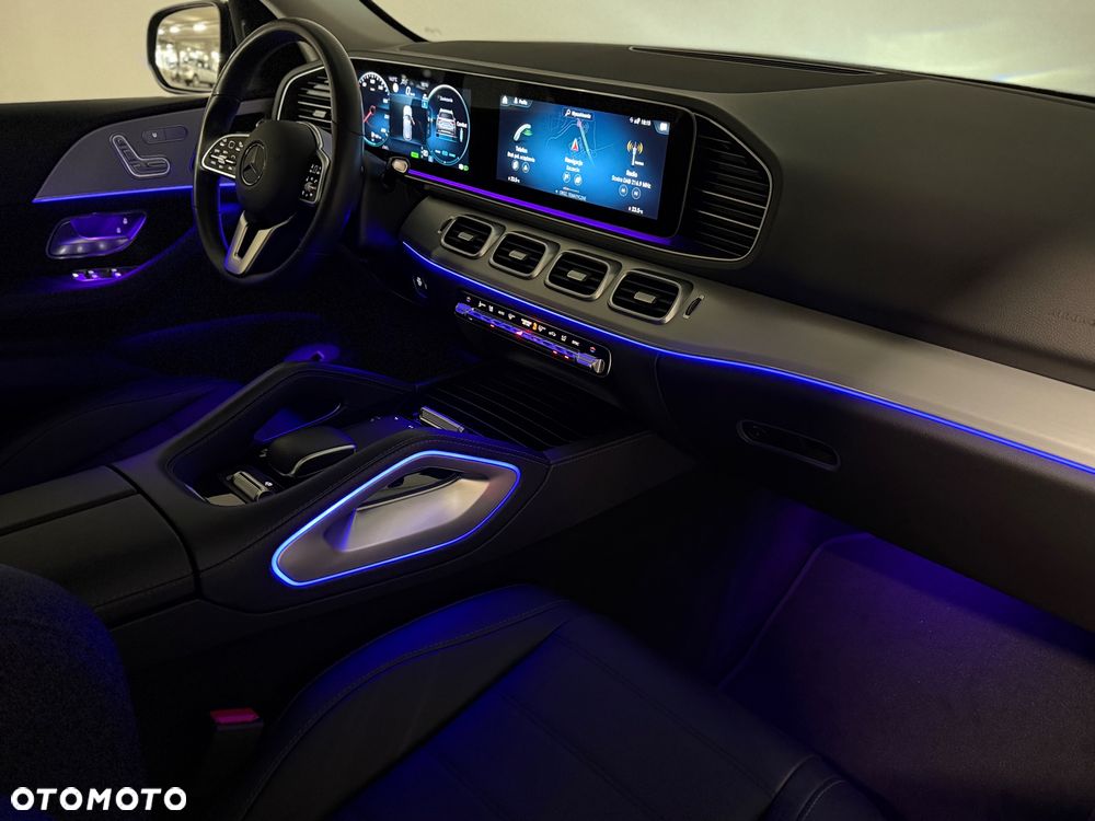 Mercedes-Benz GLE 300 d 4Matic 9G-TRONIC AMG Line - 23