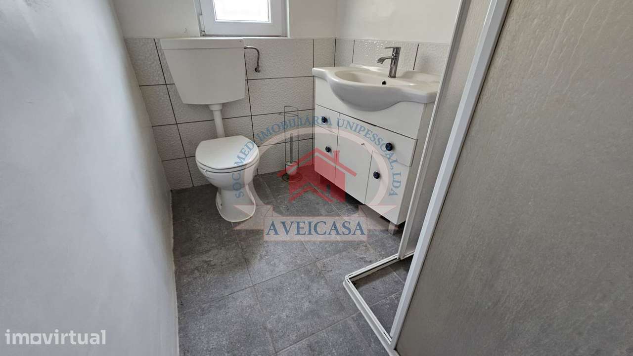 MORADIA TERREA USADA - Grande imagem: 5/14