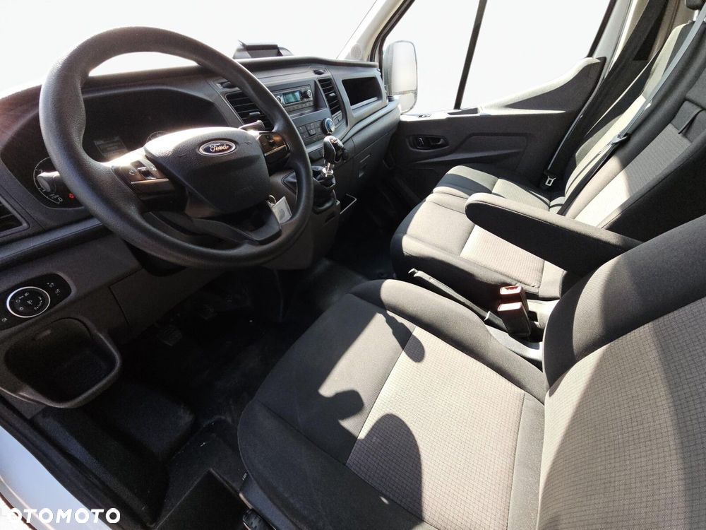 Ford transit - 13