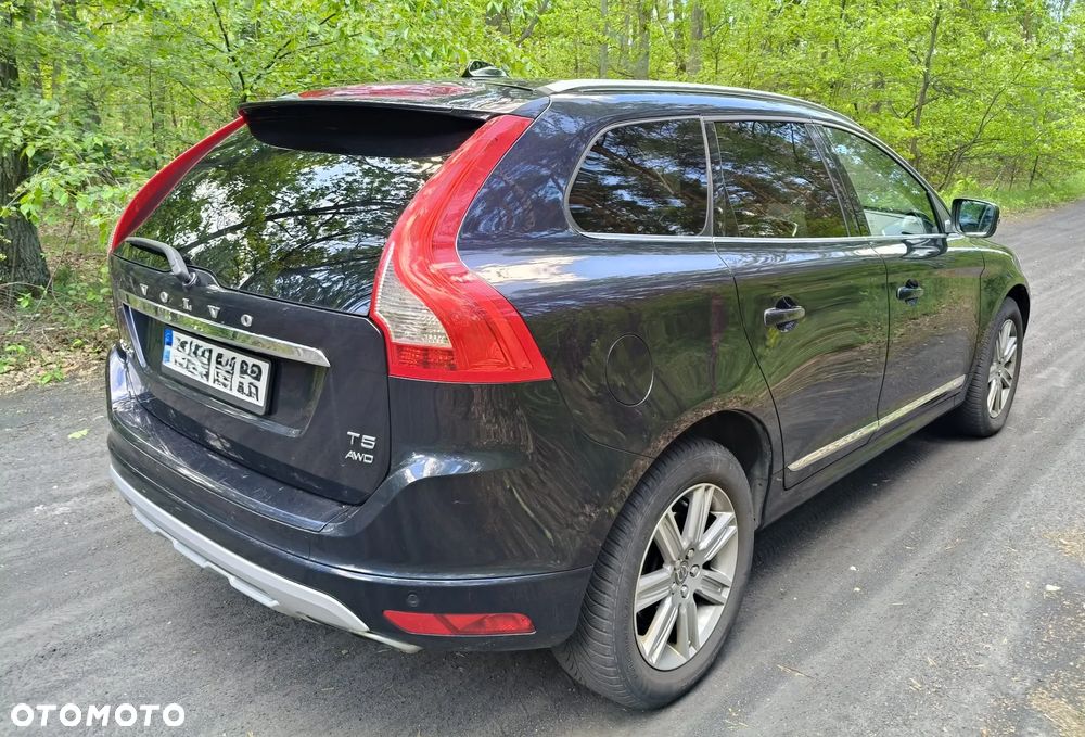 Volvo XC 60 T5 AWD Drive-E Summum - 5