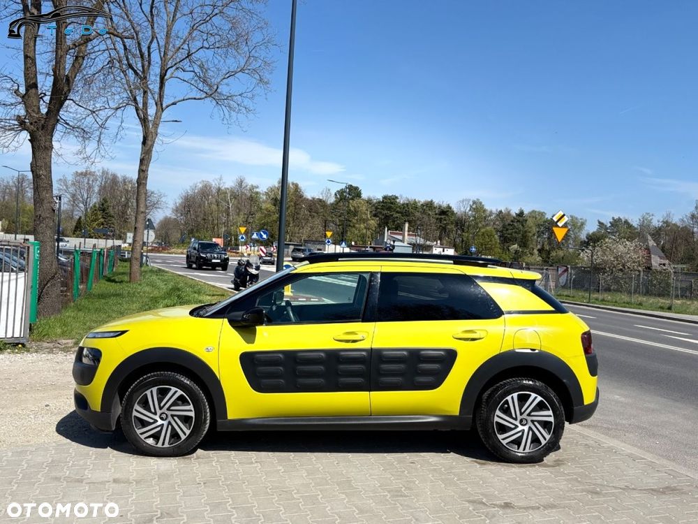 Citroën C4 Cactus 1.2 PureTech GPF Shine S&S - 18