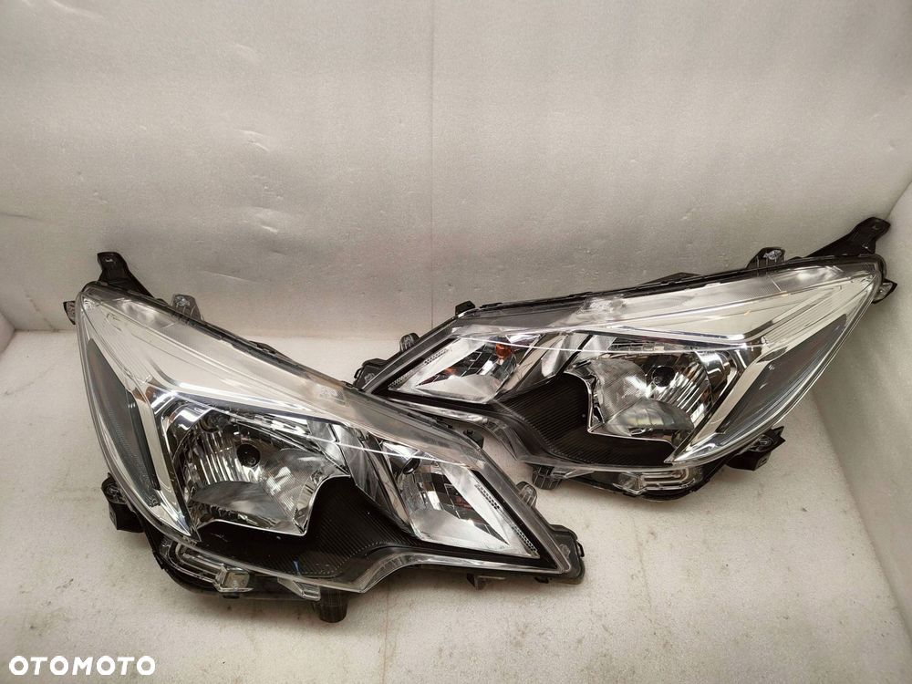 mitsubishi space star ii lift zw komplet lampy przednich stanley w5335 - 13