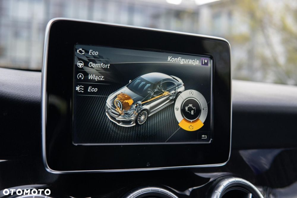 Mercedes-Benz CLA 250 7G-DCT AMG Line - 21