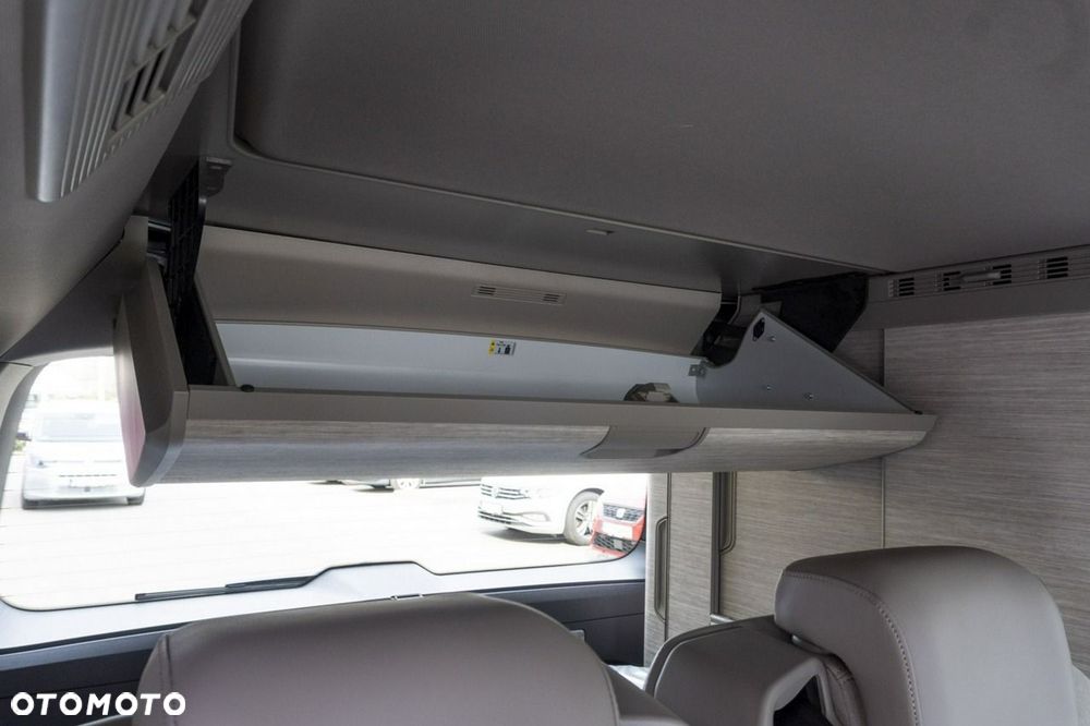 Volkswagen California - 32