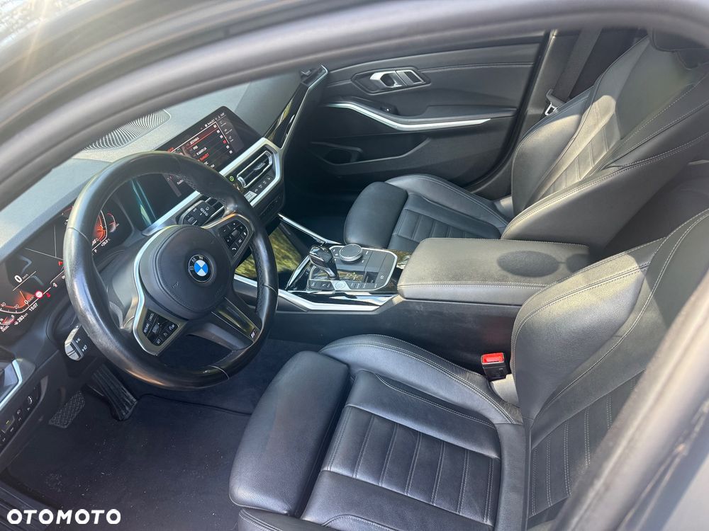 BMW Seria 3 318d MHEV Sport Line - 6