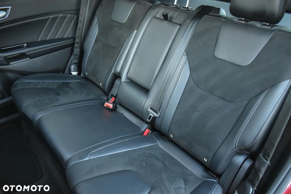 Ford Edge 2.0 TDCi Bi-Turbo 4x4 ST-LINE - 36