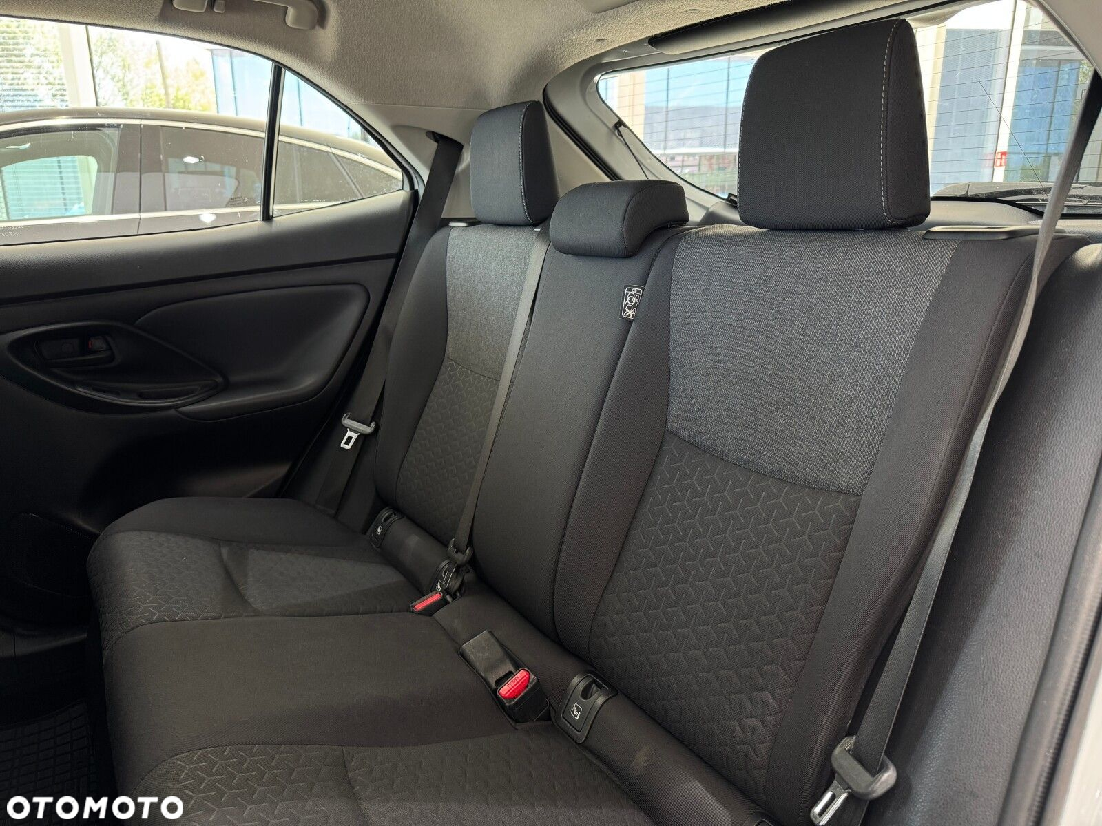 Toyota Yaris Cross Hybrid 1.5 Comfort - 13
