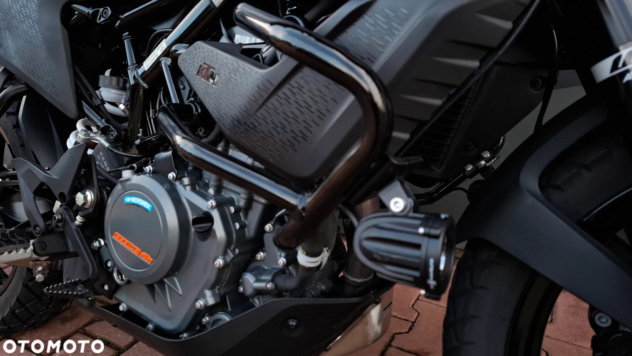 KTM Adventure - 16
