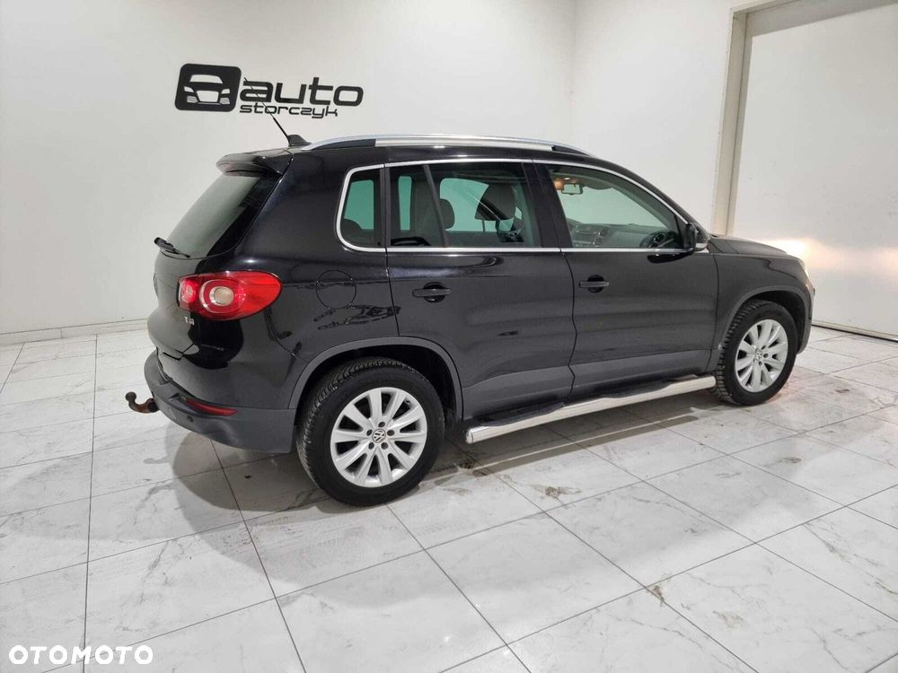 Volkswagen Tiguan - 4