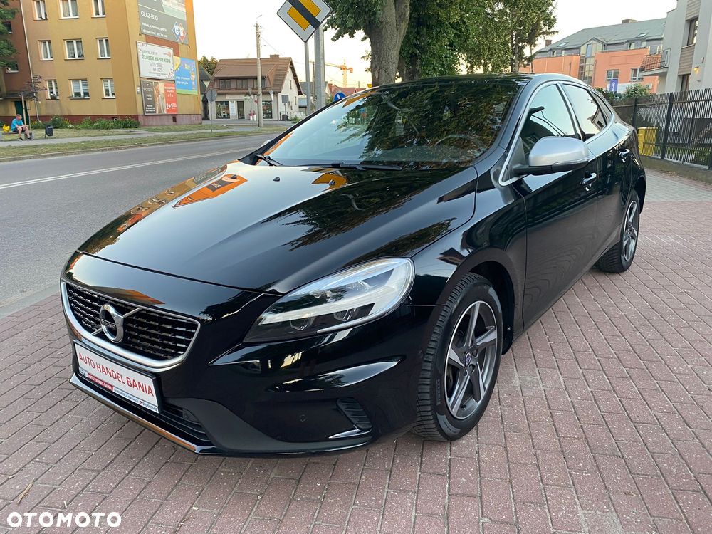 Volvo V40 D3 Geartronic RDesign - 1