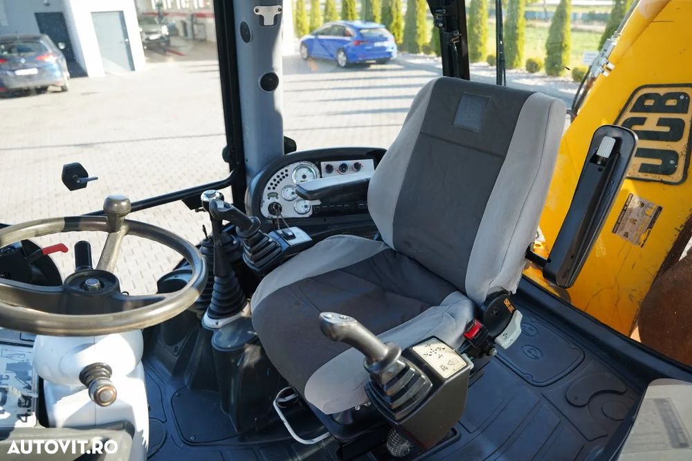 JCB 4CX / BULDOEXCAVATOR / 6.200 ORE / DIRECȚIE PE TOATE ROȚILE / - 28