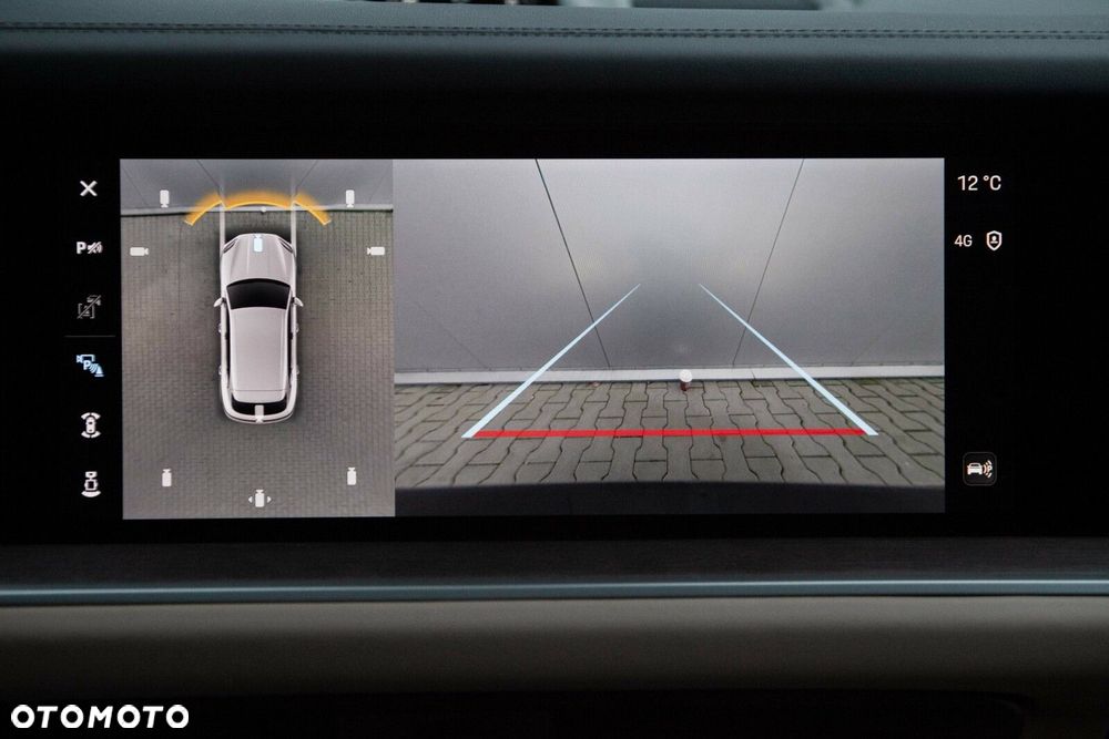 Porsche Cayenne - 39