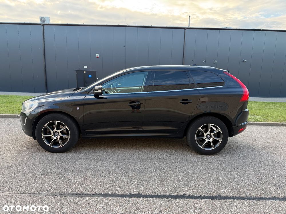Volvo XC 60 D3 Drive-E Ocean Race - 10