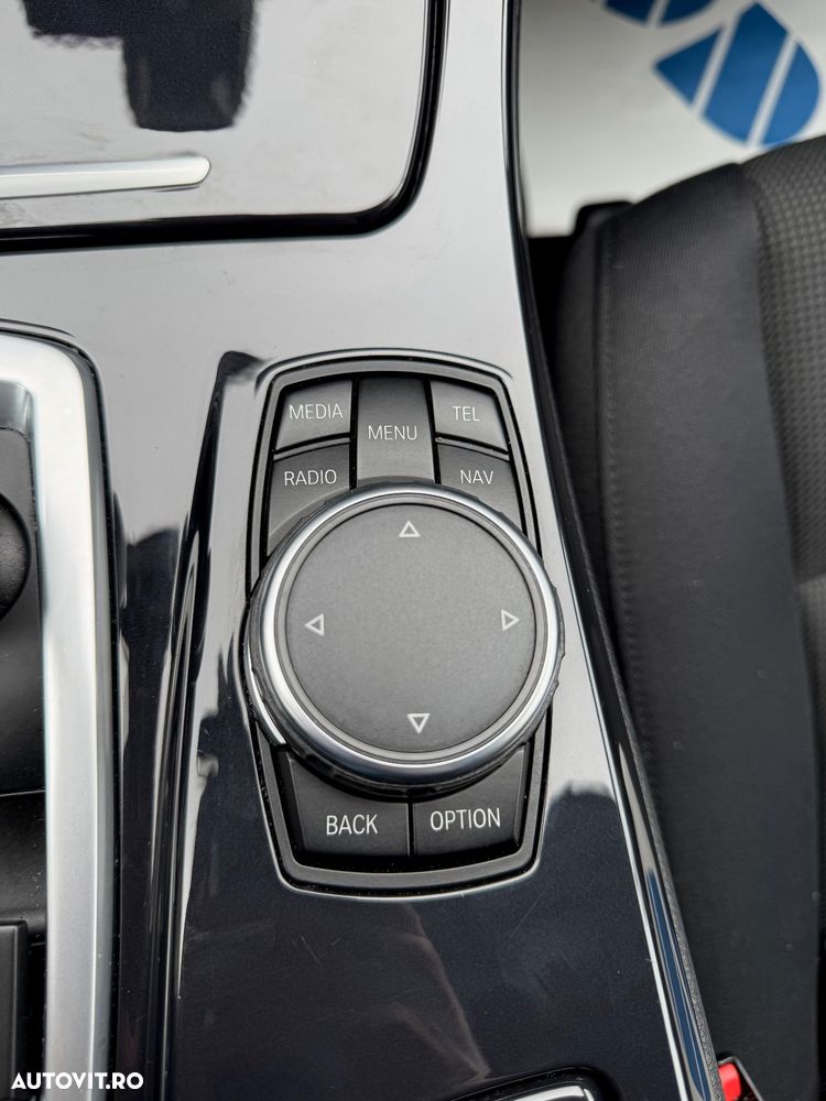 BMW Seria 5 520d Touring Aut. - 11