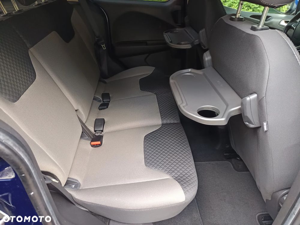 Ford Tourneo Courier 1.0 EcoBoost S&S Titanium - 39