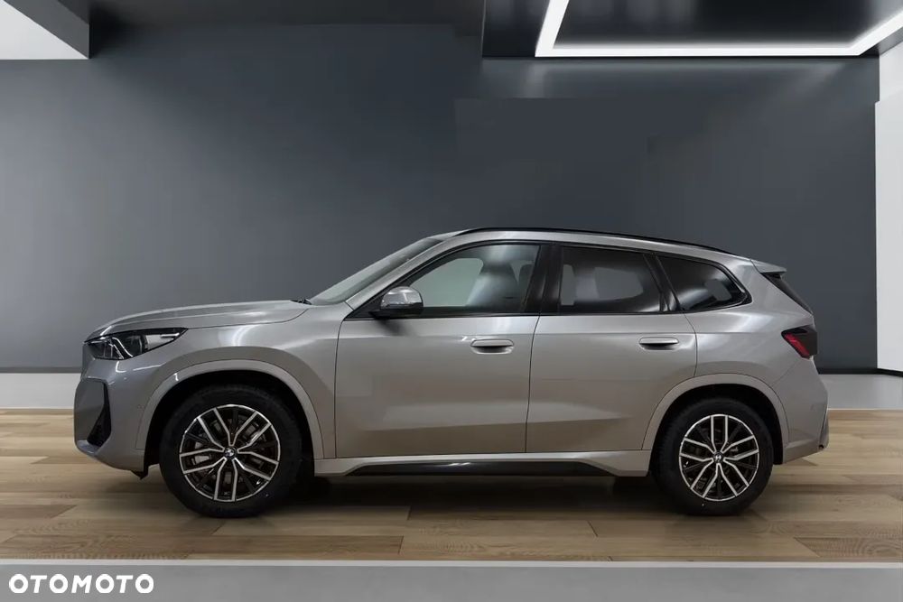 BMW X1 sDrive20i mHEV - 3