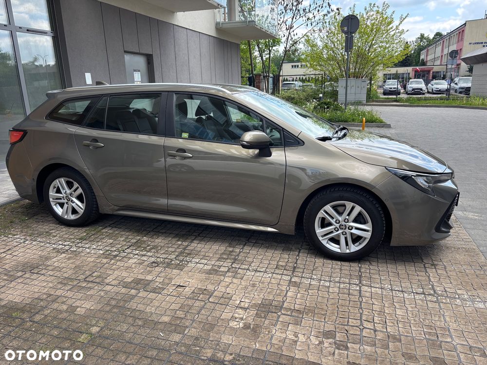 Toyota Corolla 2.0 Hybrid Comfort - 22