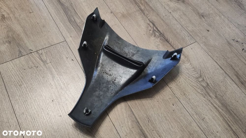 EU CZASZA NOS PRZÓD SUZUKI BURGMAN AN 650 - 3