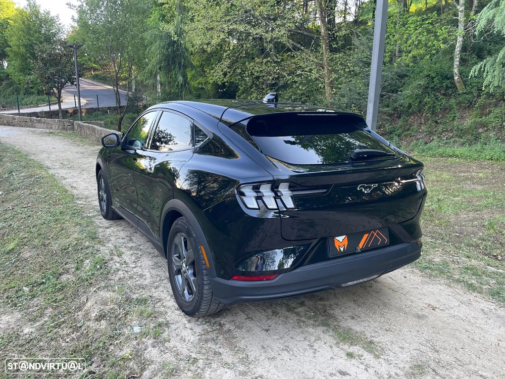 Ford Mustang Mach-E Standard - 4