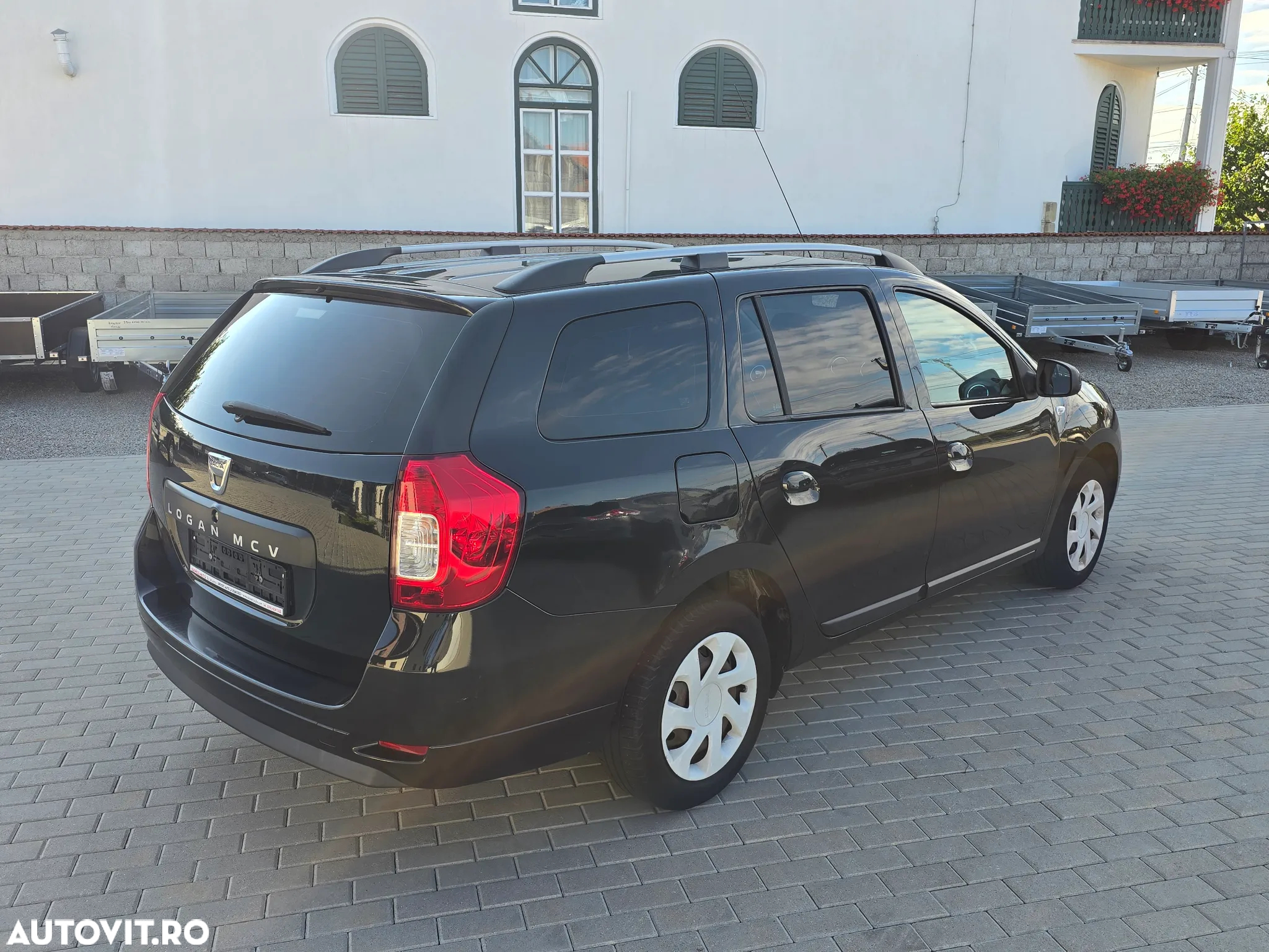 Dacia Logan MCV 1.2 16V 75 Ambiance - 4
