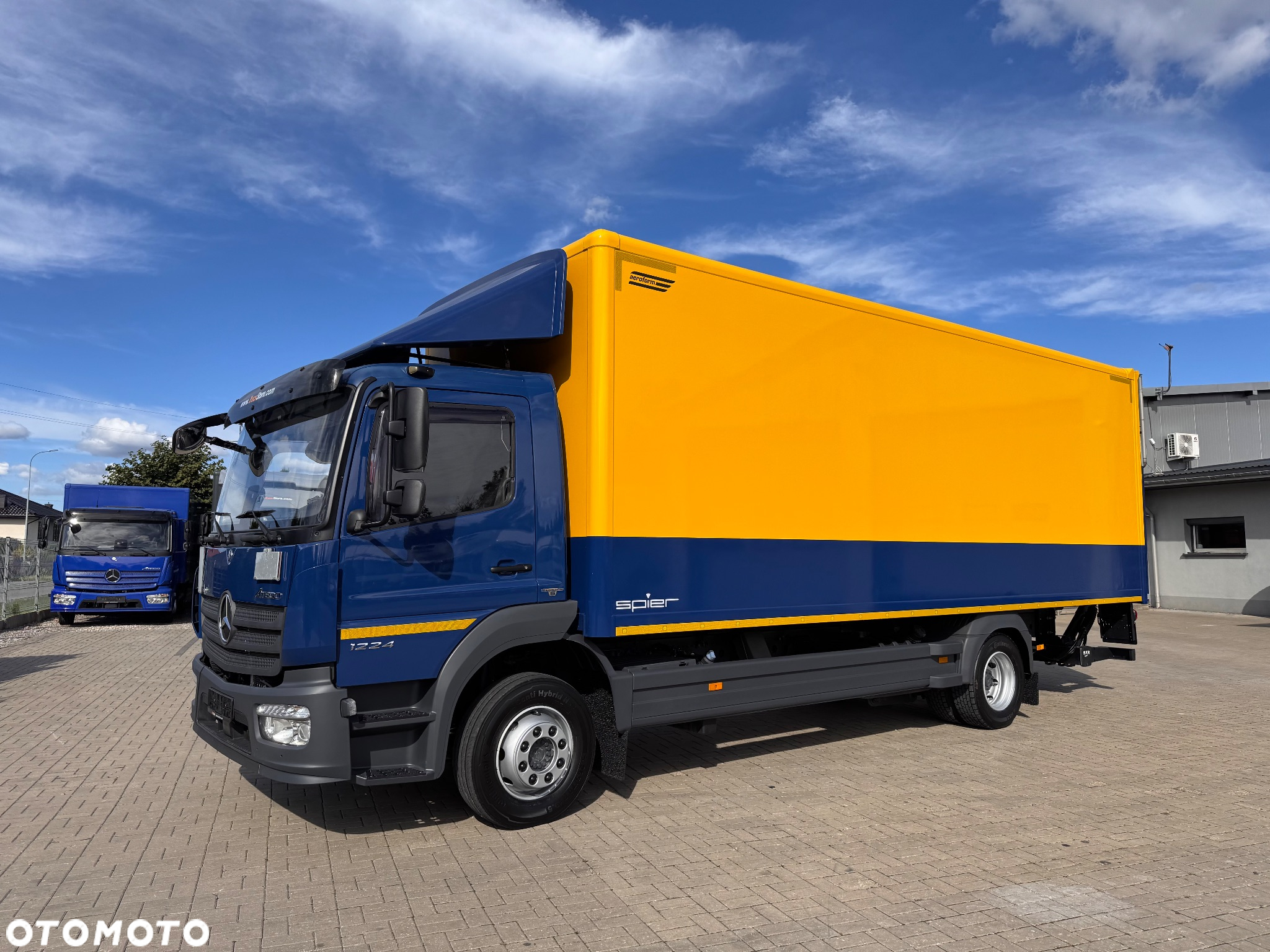 Mercedes-Benz ATEGO - 13