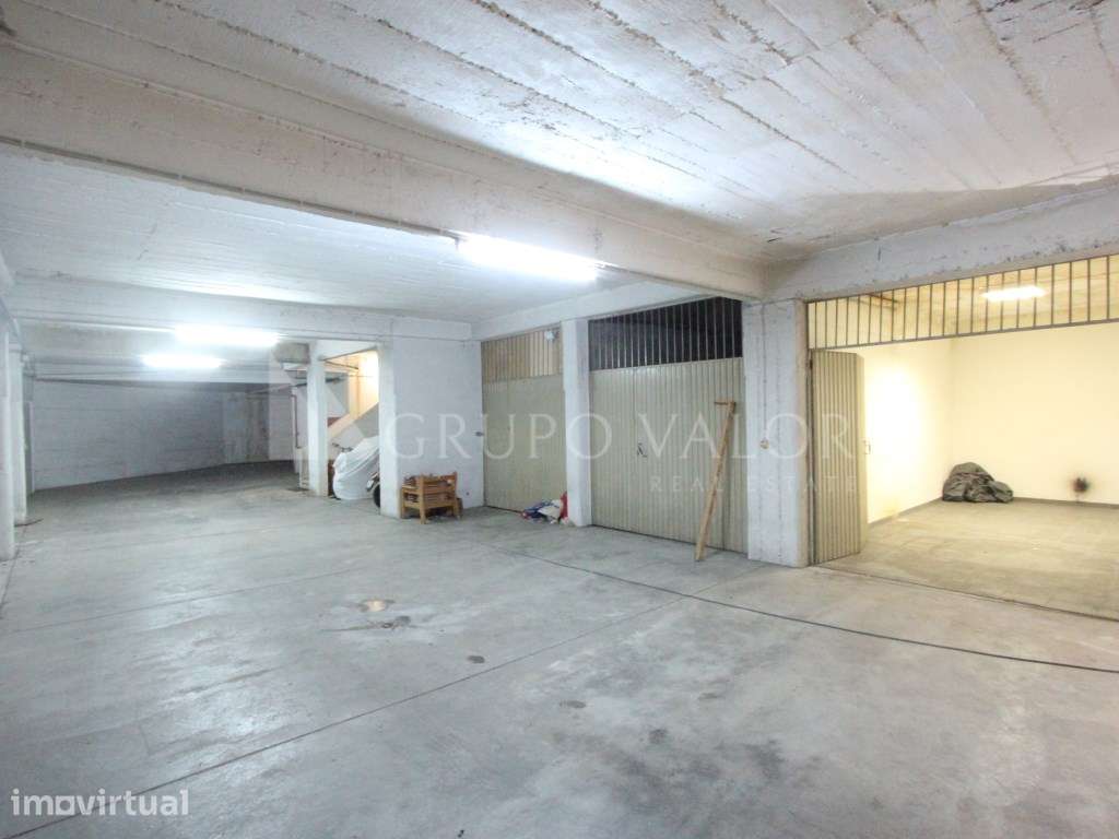 Garagem 15m2, Funchalinho - Grande imagem: 2/5