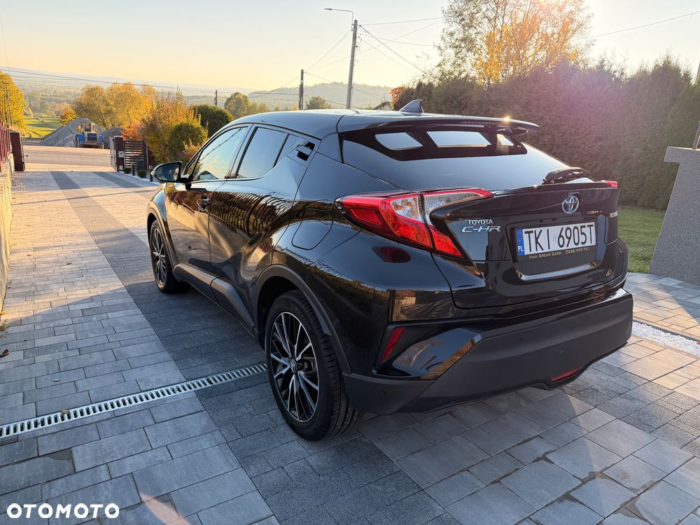 Toyota C-HR - 11