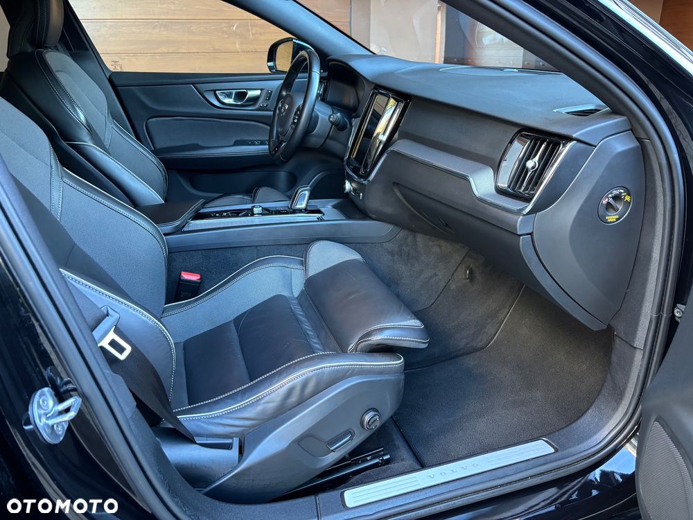 Volvo V60 2021 photo 5