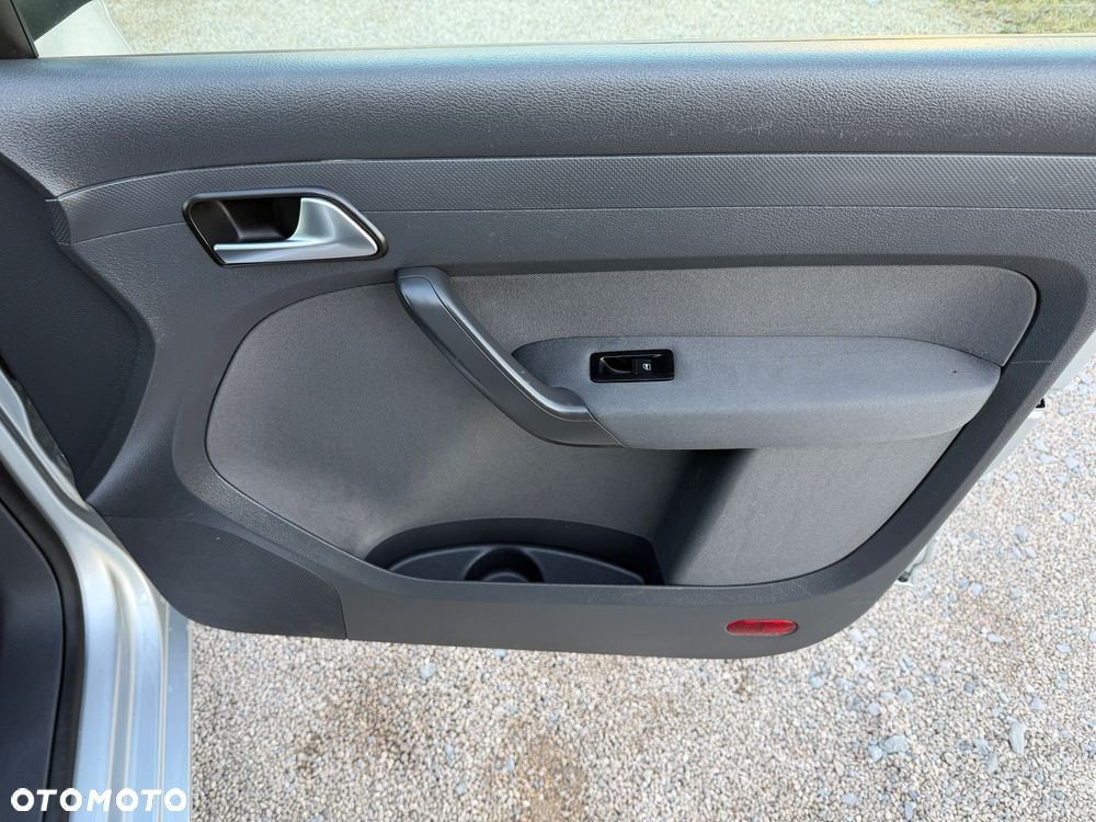 Volkswagen Caddy Trendline BMT - 27