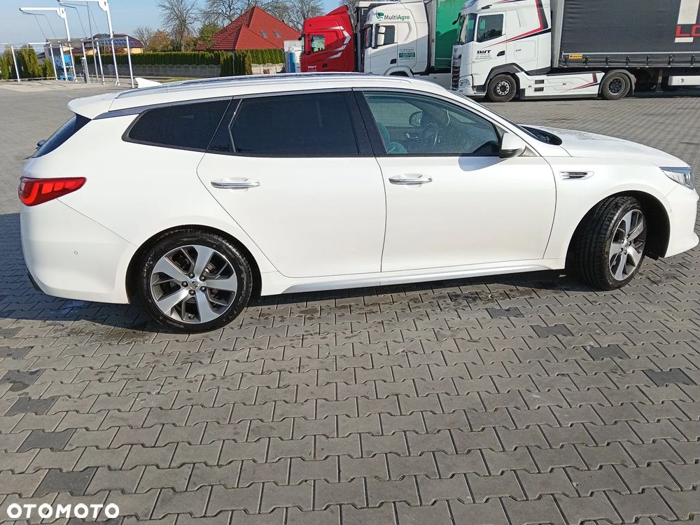 Kia Optima - 4