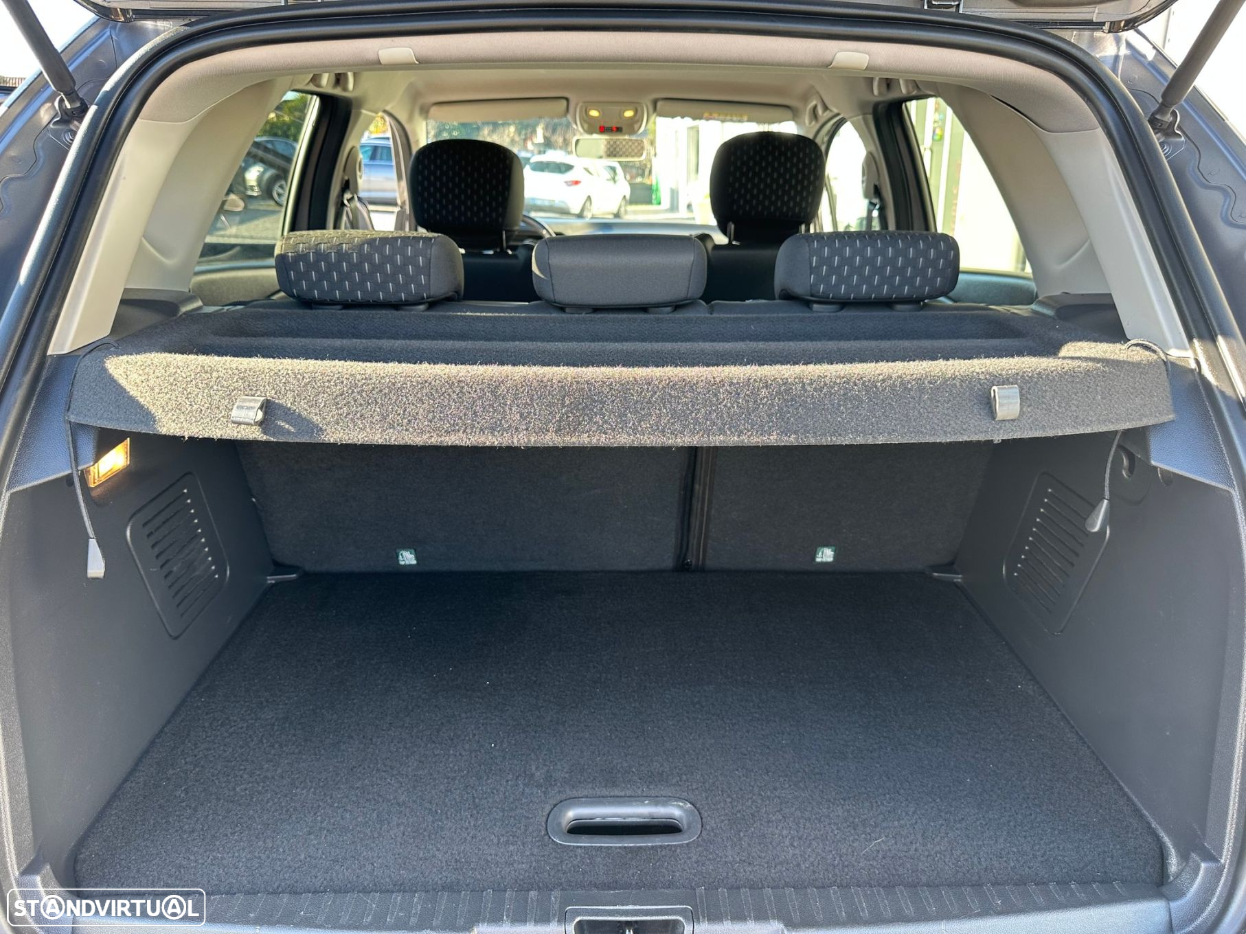 Renault Captur 1.5 dCi Exclusive - 11