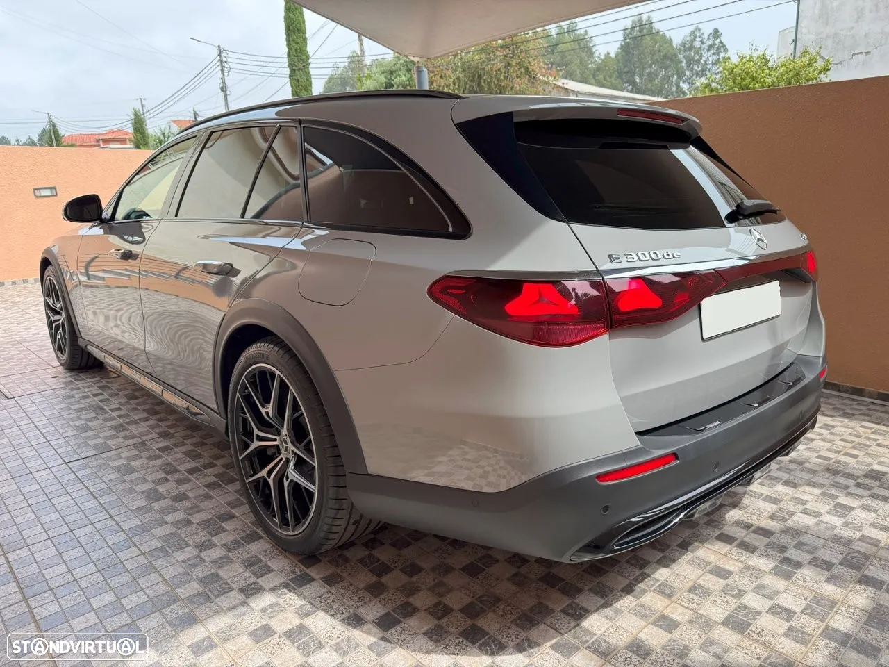Mercedes-Benz E 300 de 4Matic All-Terrain - 3
