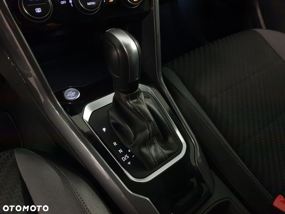 Volkswagen T-Roc 2.0 TDI SCR DSG R-Line - 33