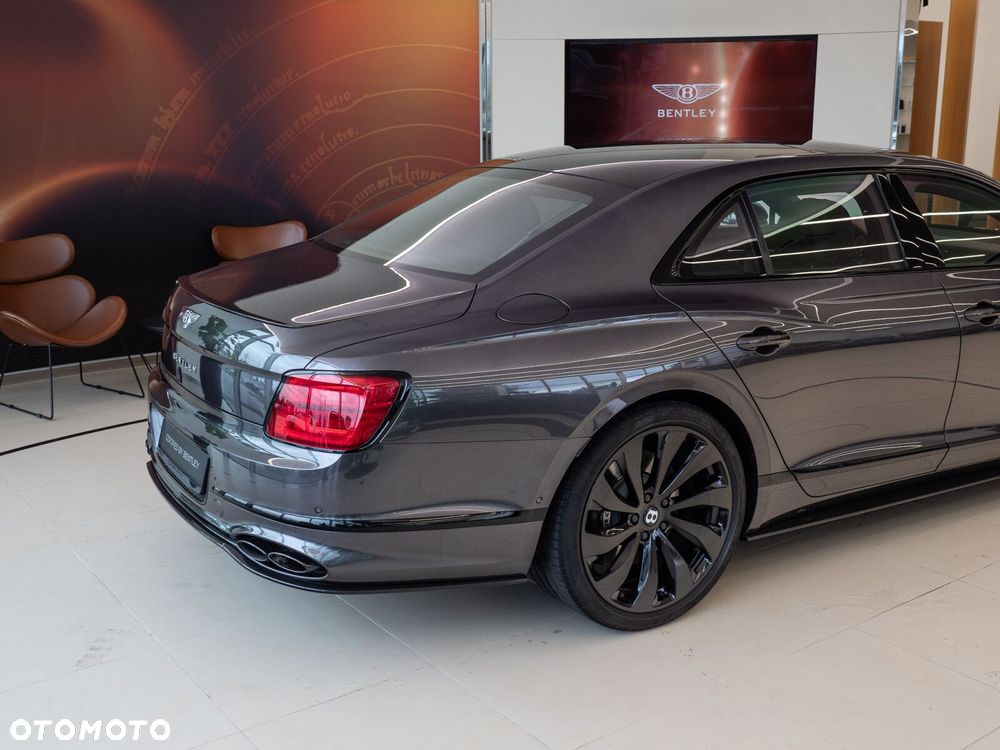 Bentley Flying Spur - 7