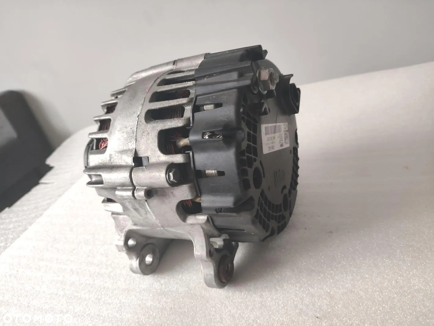 Alternator AUDI 2.0 TDI 04L903027 - 6