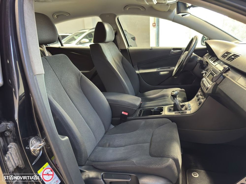 VW Passat 2.0 TDI 4M Confortline - 10