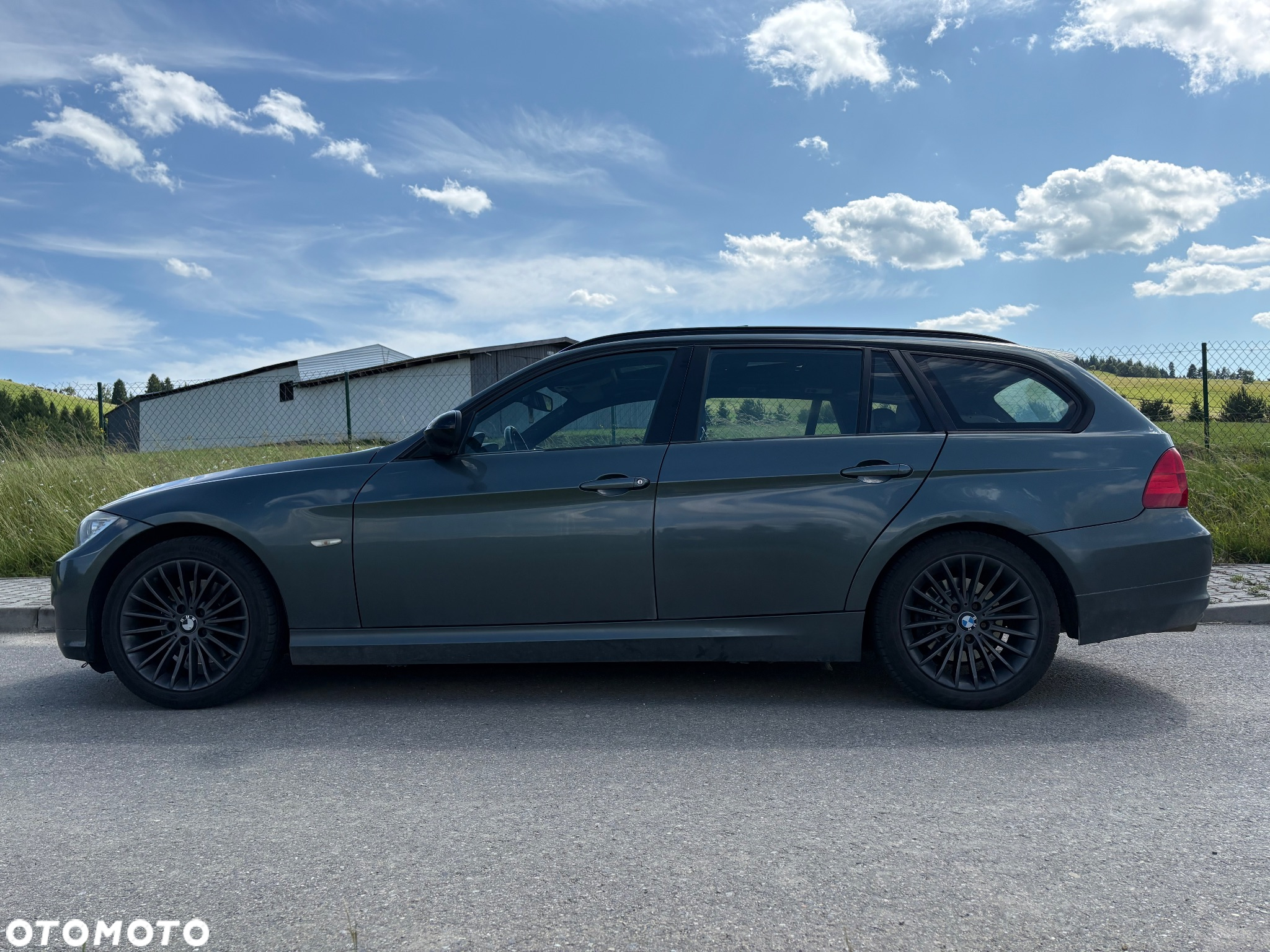 BMW Seria 3 320d DPF Touring - 3