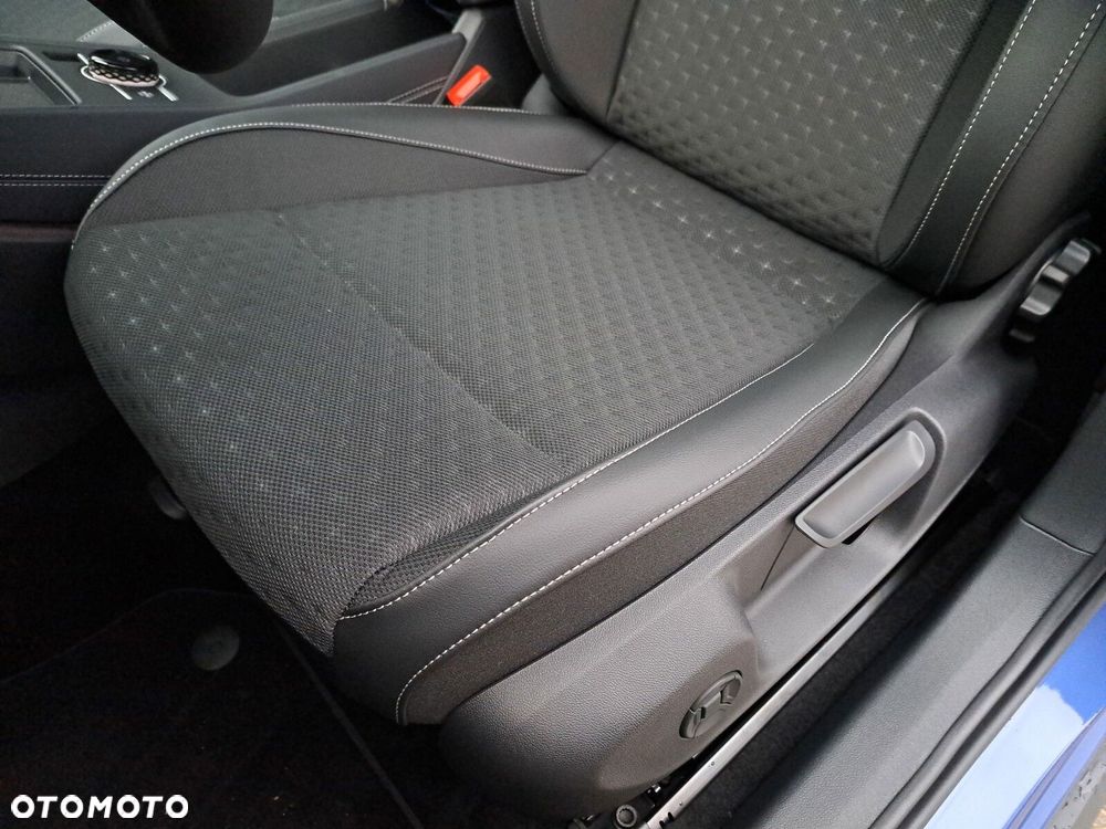Volkswagen T-Roc 1.5 TSI HEV R-Line - 19