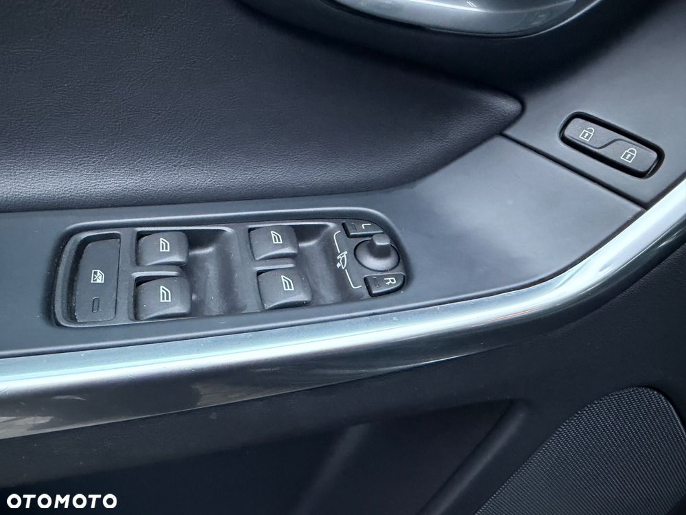 Volvo XC 60 D4 Geartronic Ocean Race - 9