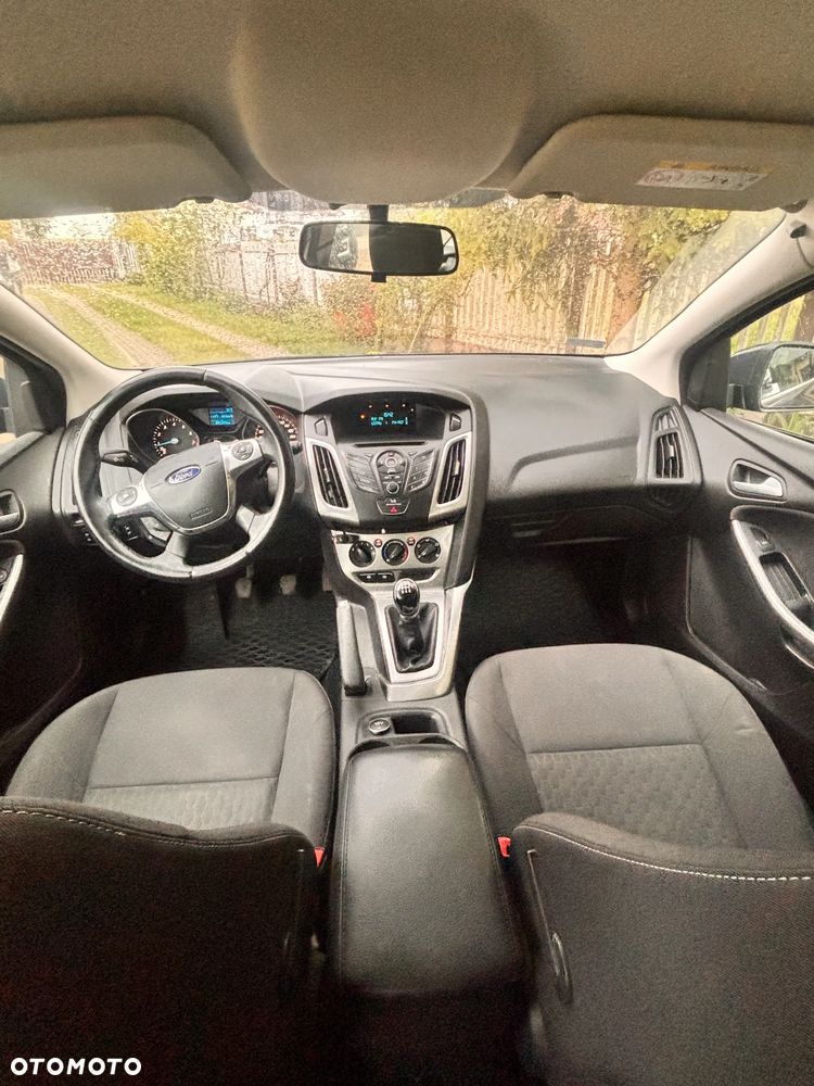 Ford Focus 1.6 Edition Start - 10